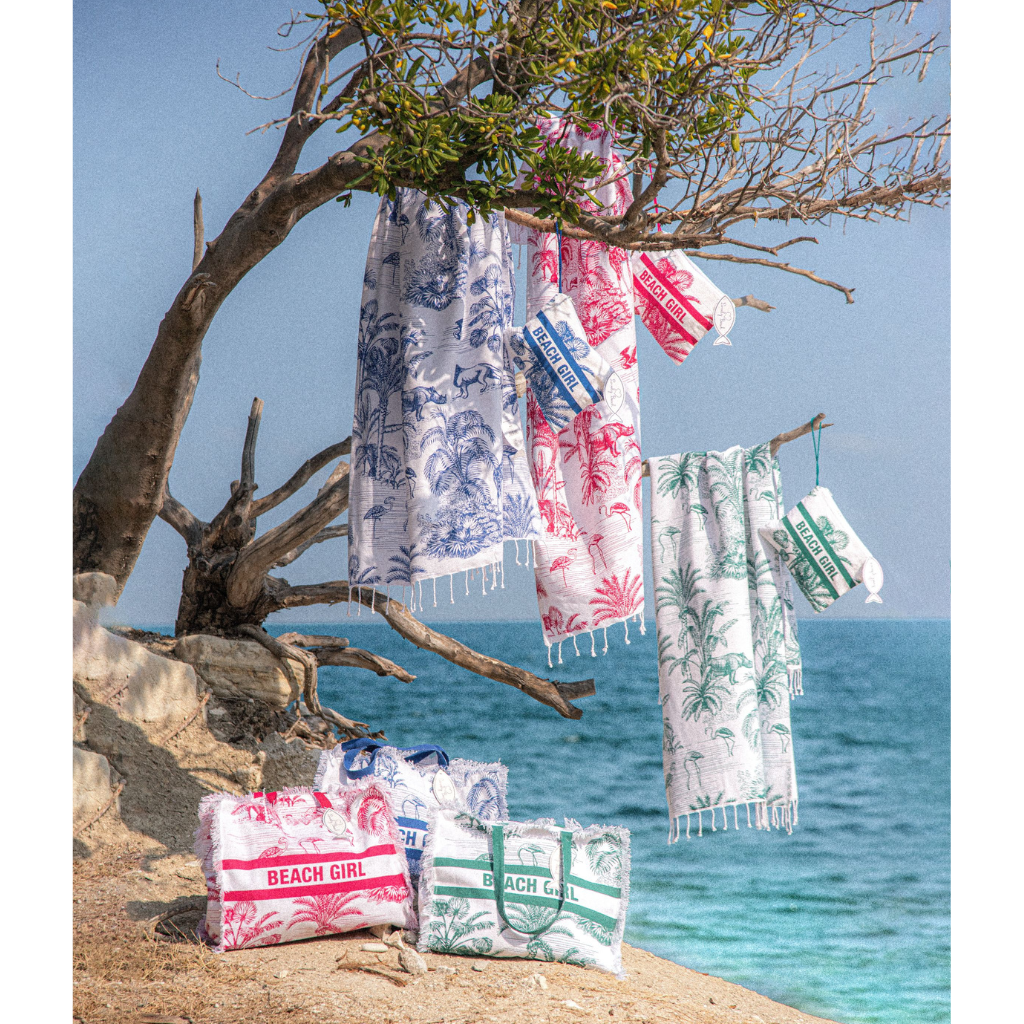 WILD set of beach bag, towel and toiletry bag 